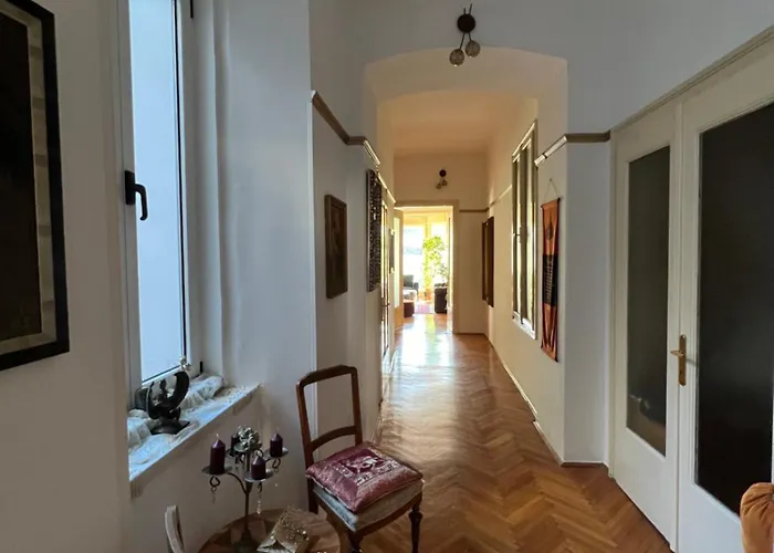 Diana's Temple Póla